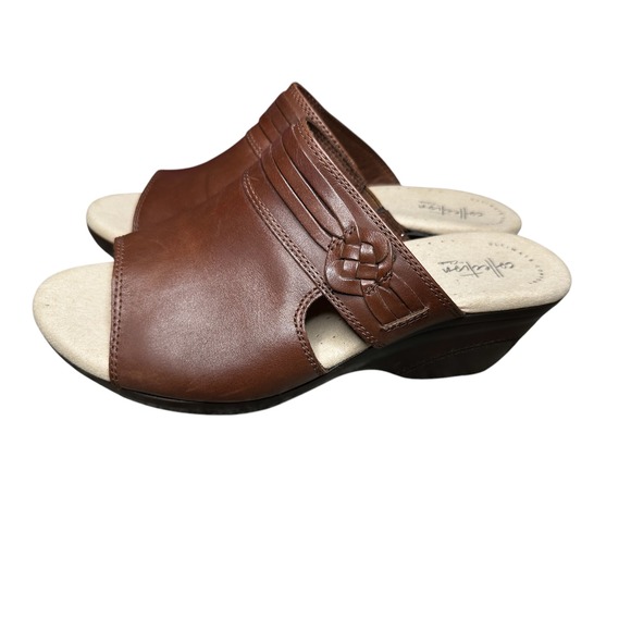 Clarks Lynette Trudie Mahogany‎ Leather Wedge - NWOT - Size 10.5 W - Picture 2 of 7